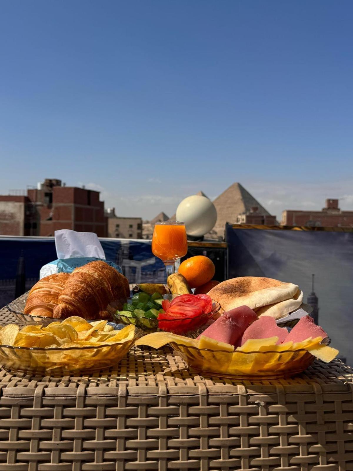Cheops Pyramids View 3*