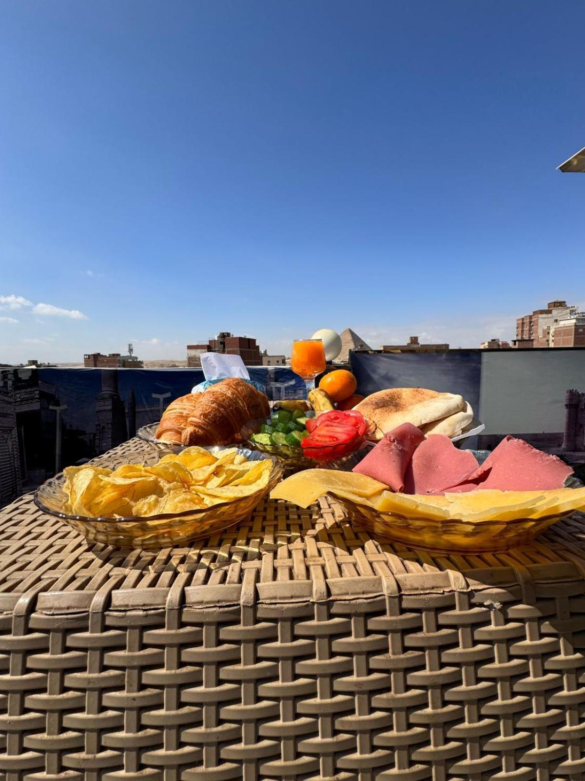 Cheops Pyramids View Hotel 3*