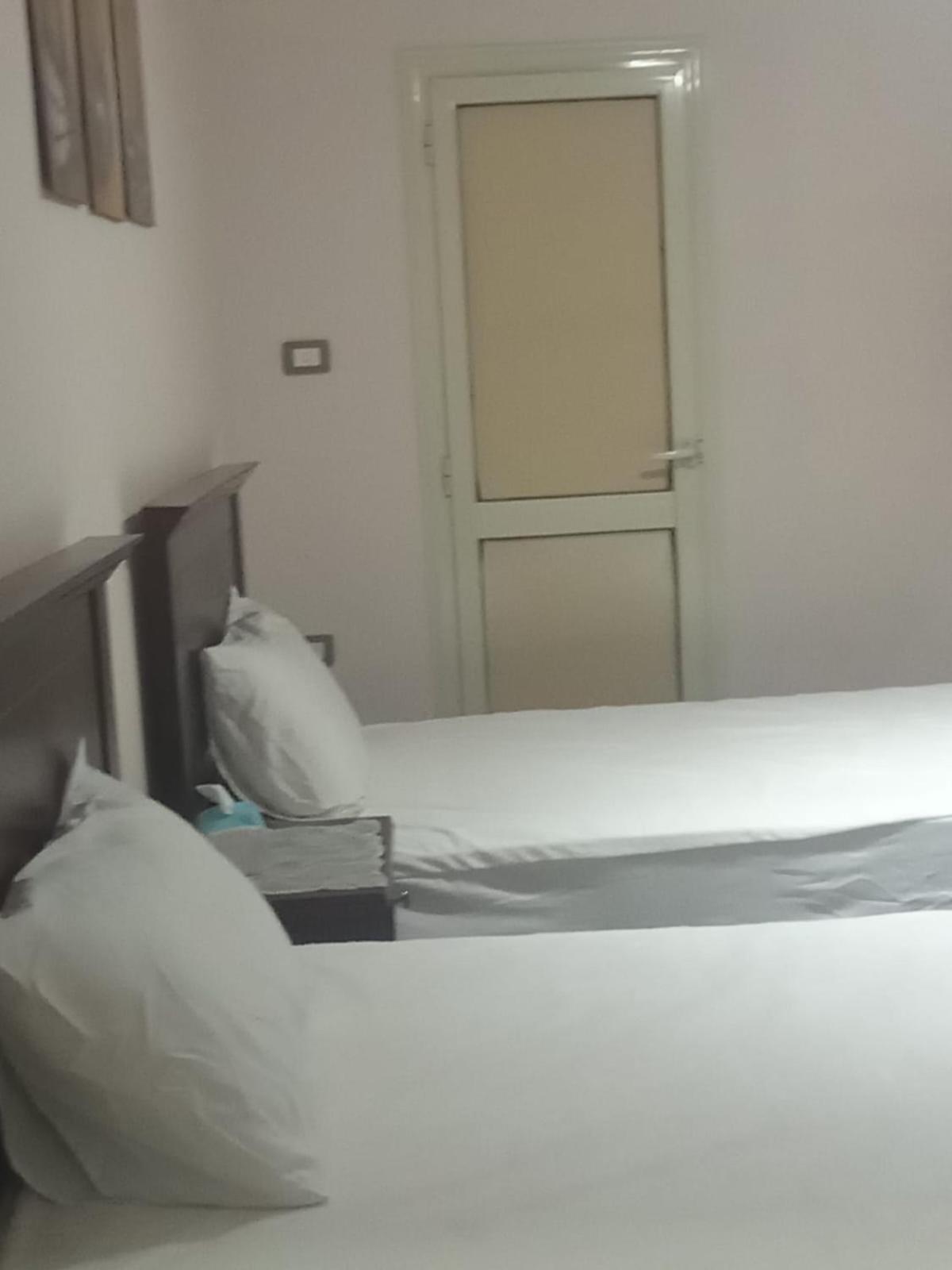 Cheops Pyramids View 3*