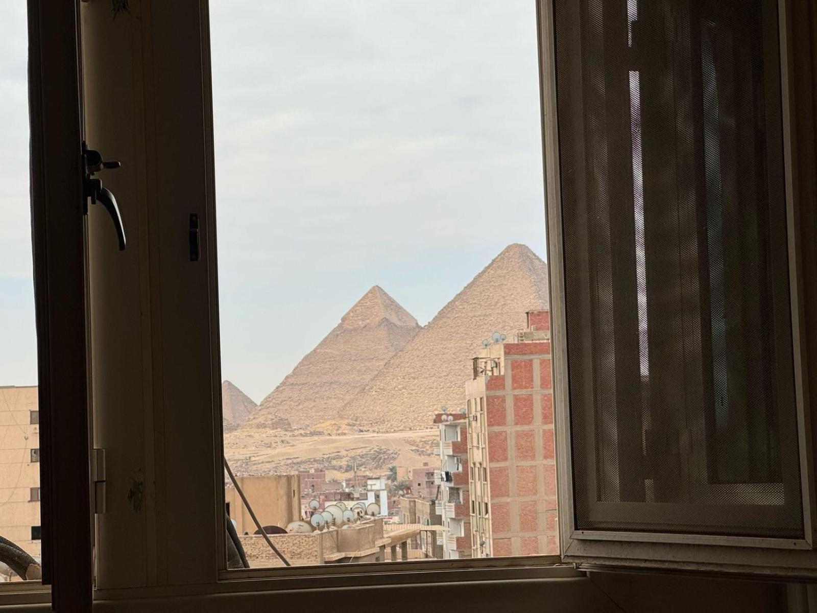 Cheops Pyramids View